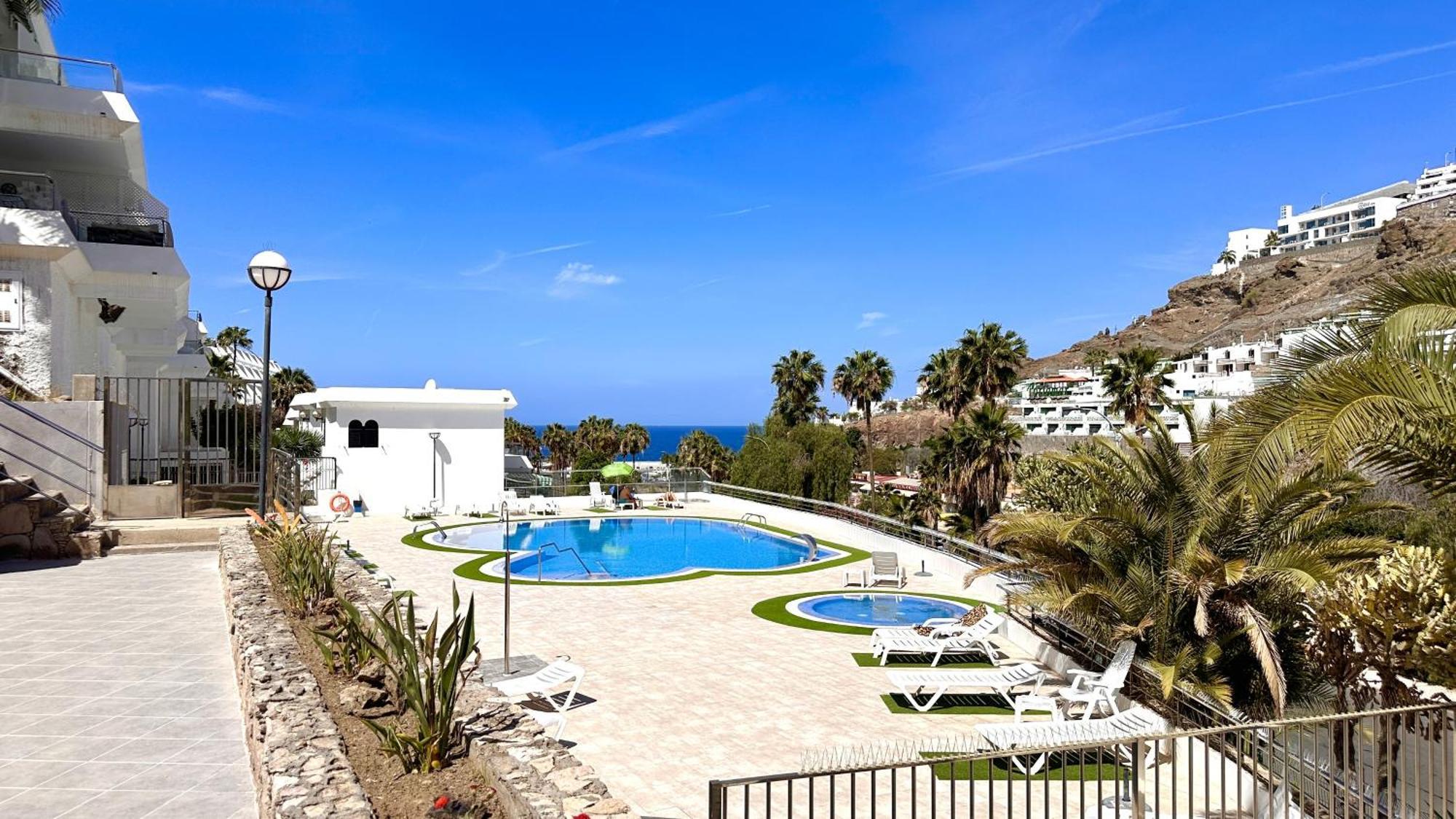 Ocean View Apartment And Heated Pool Puerto Rico  Buitenkant foto