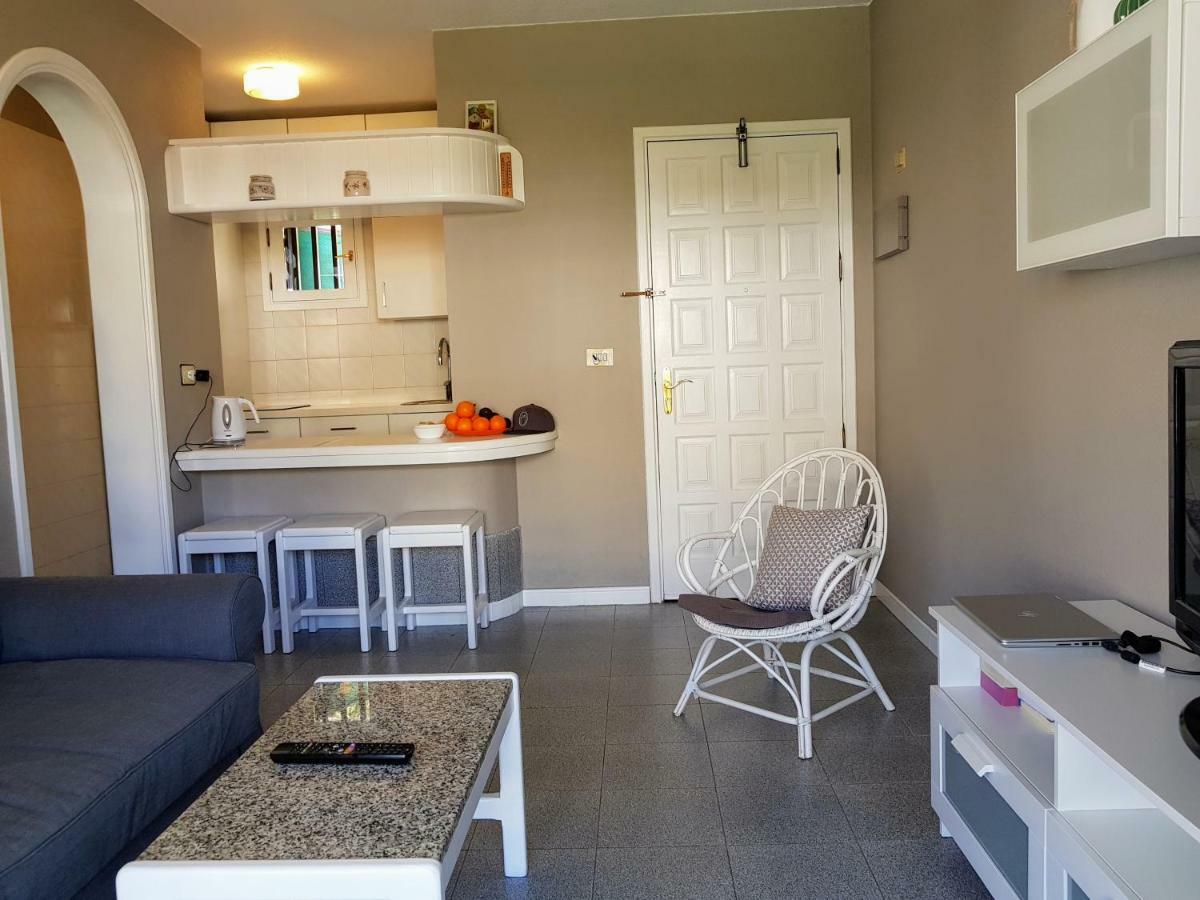 Ocean View Apartment And Heated Pool Puerto Rico  Buitenkant foto